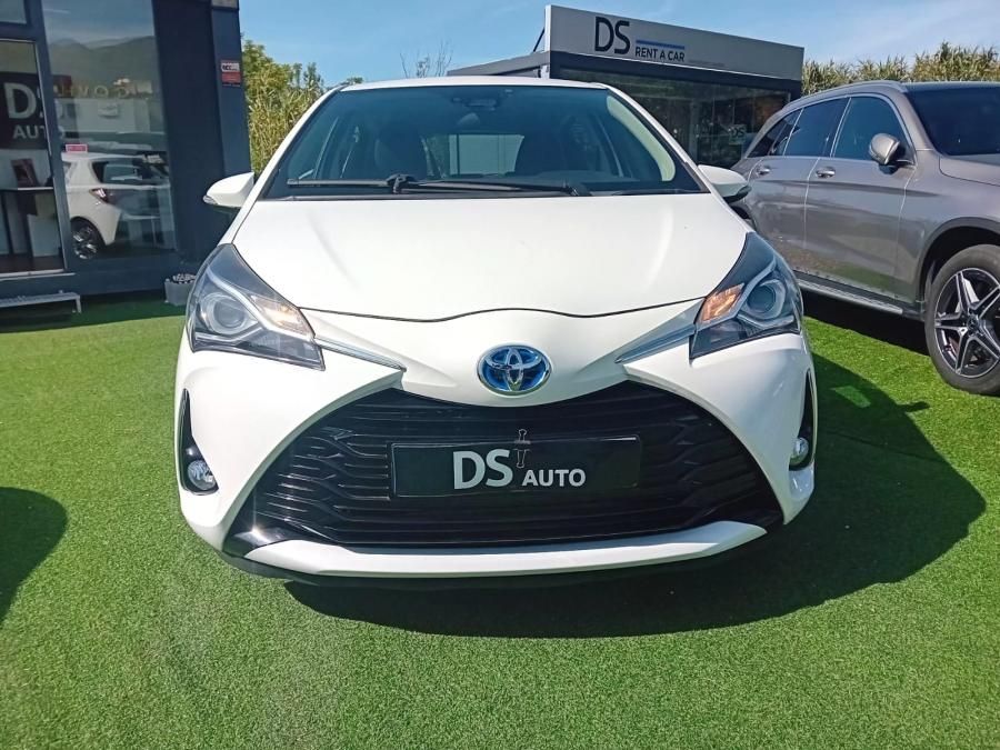 toyota-yaris-2017-hibrido-a-gasolina-1490cc