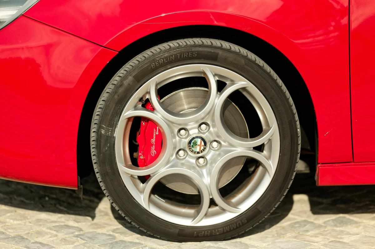 alfa-romeo-giulietta-1-75-tbi-2012-gasolina-1742cc