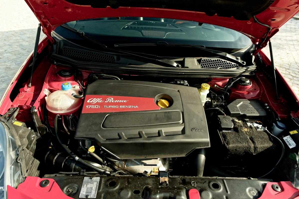 alfa-romeo-giulietta-1-75-tbi-2012-gasolina-1742cc