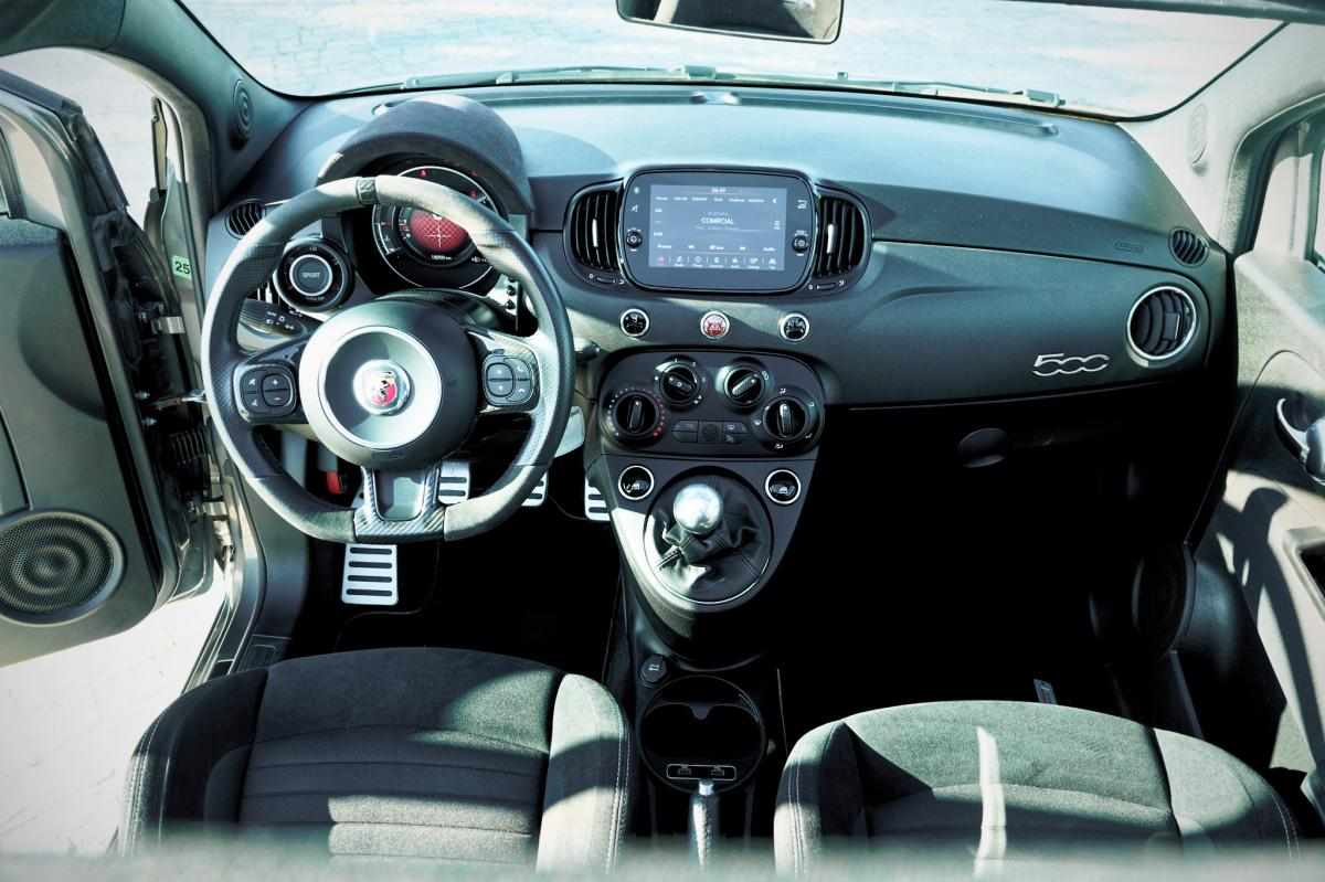 abarth-695c-1-4-t-rivale-175-2023-gasolina-1400cc