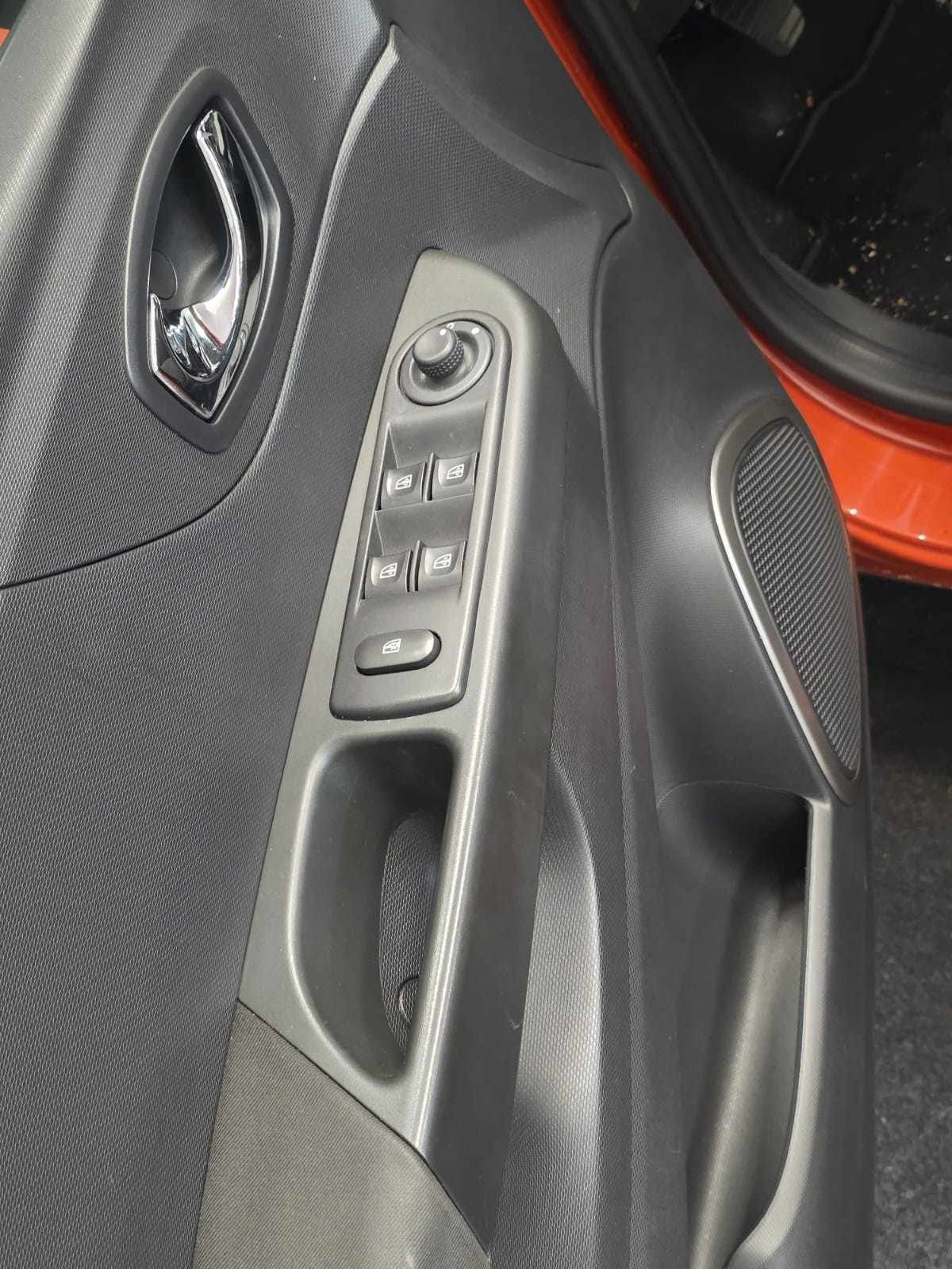 renault-captur-2013-gasolina-898cc