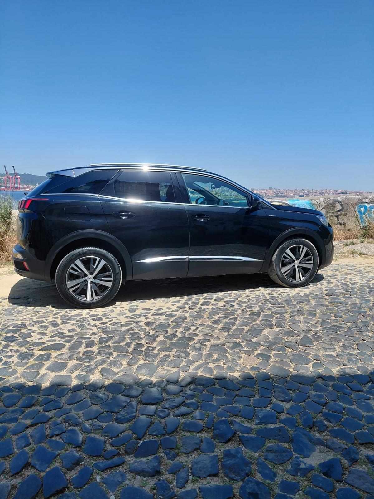 peugeot-3008-2018-diesel-1997cc