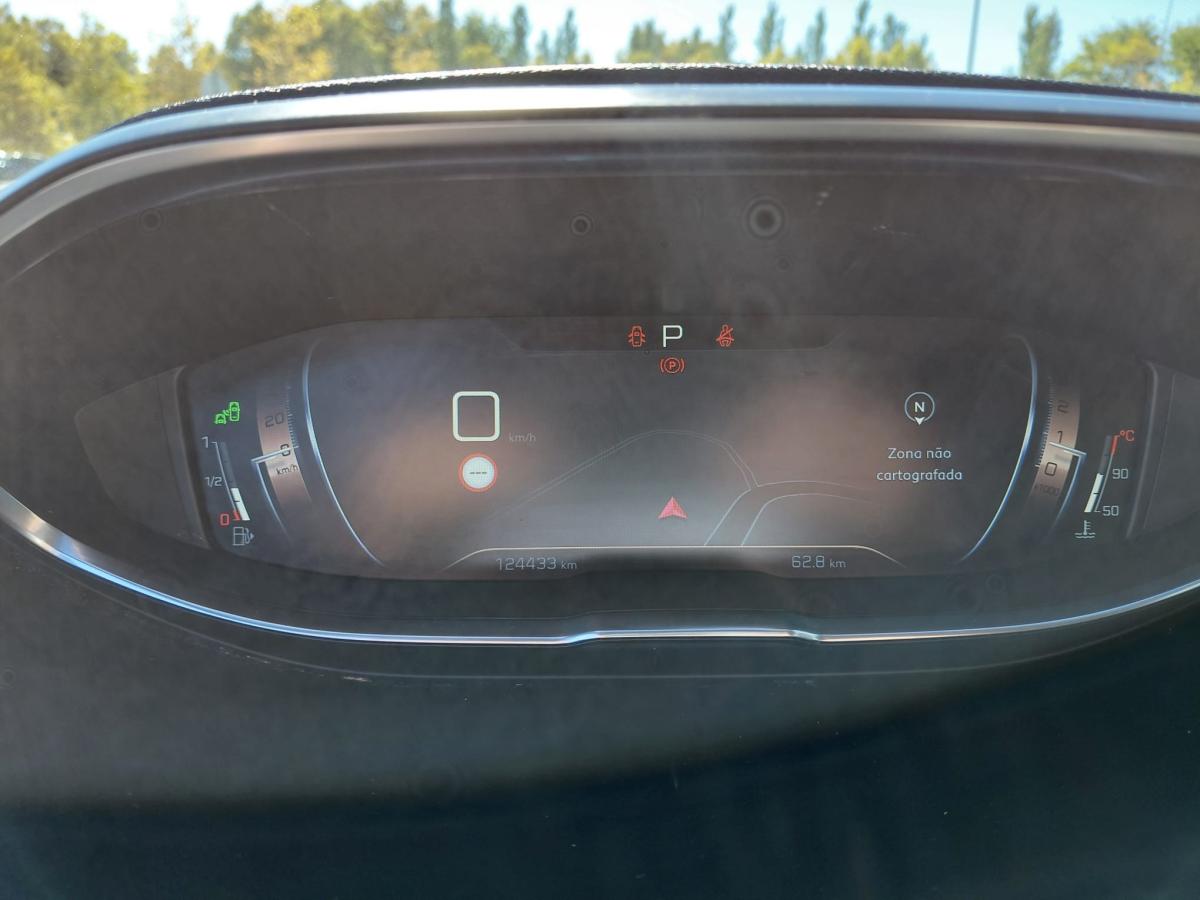 peugeot-3008-2018-diesel-1997cc