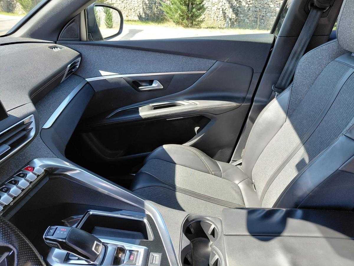 peugeot-3008-2018-diesel-1997cc