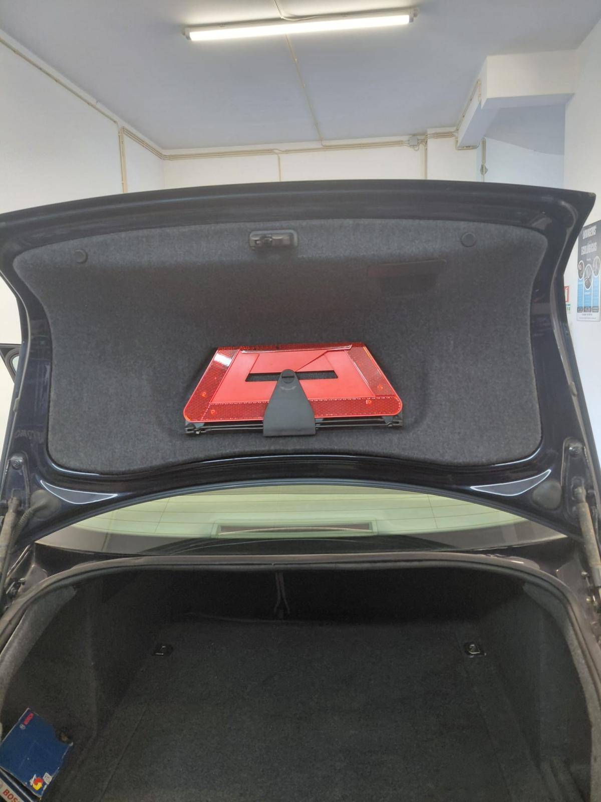 audi-a4-2003-gasolina-1781cc