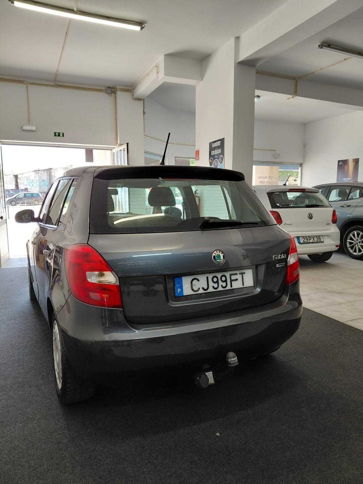 skoda-fabia-2012-diesel-1199cc