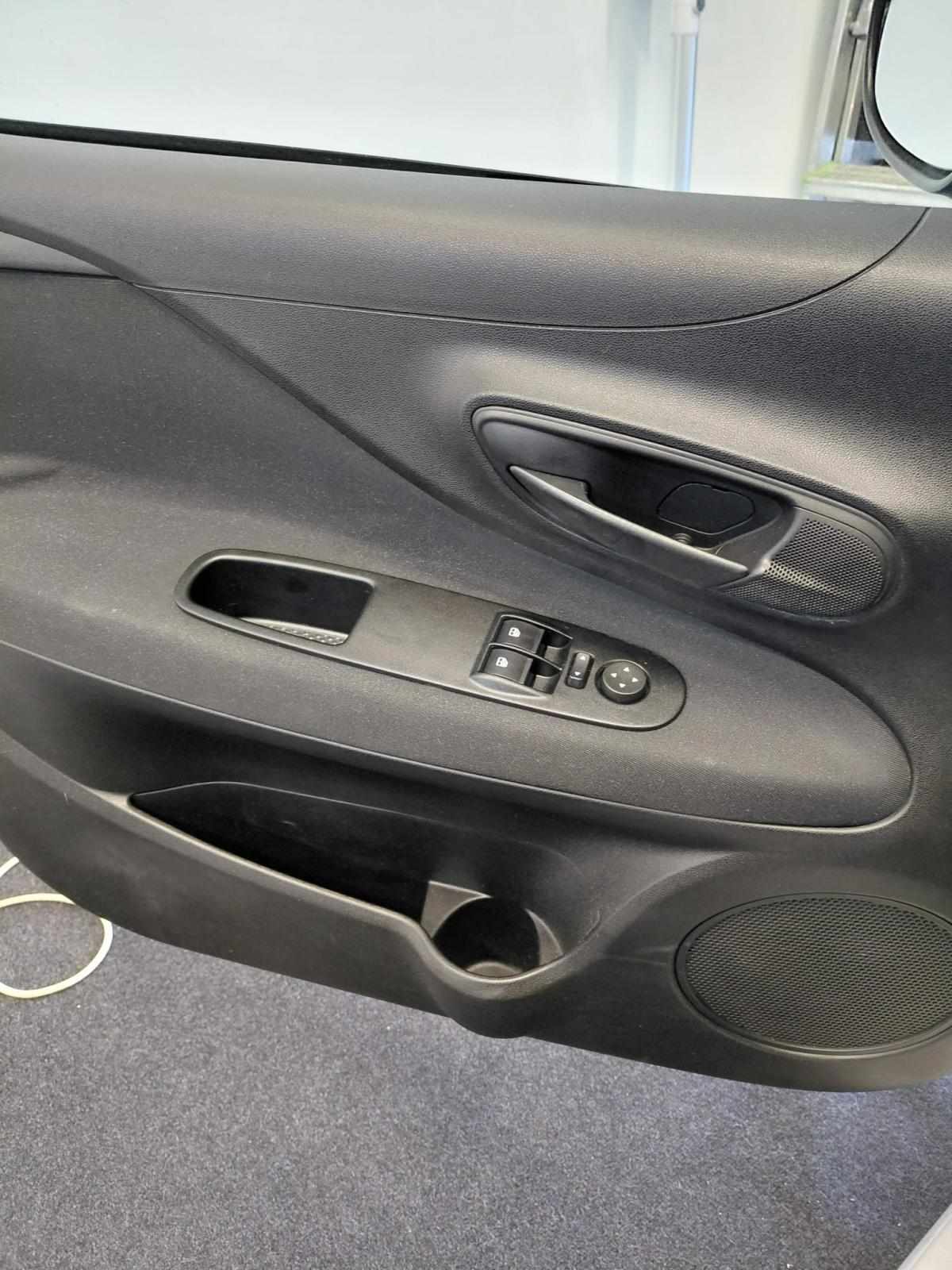 fiat-punto-2018-diesel-1248cc
