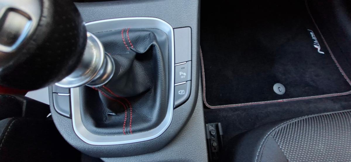 hyundai-i30-2022-gasolina-998cc