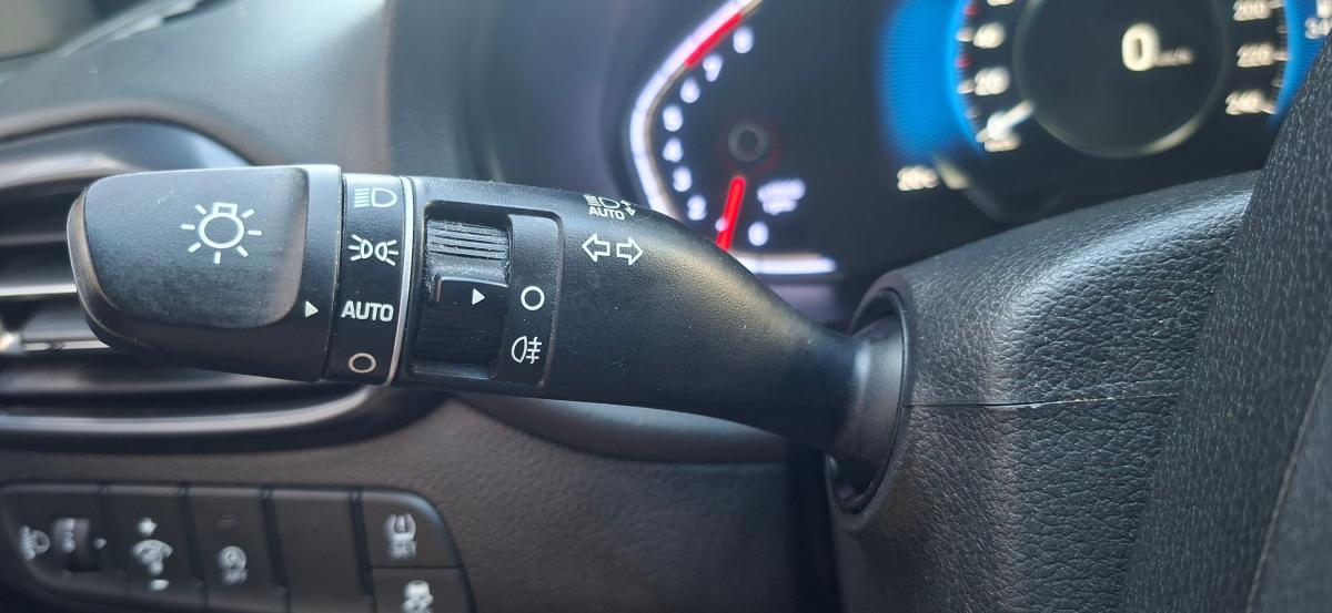 hyundai-i30-2022-gasolina-998cc