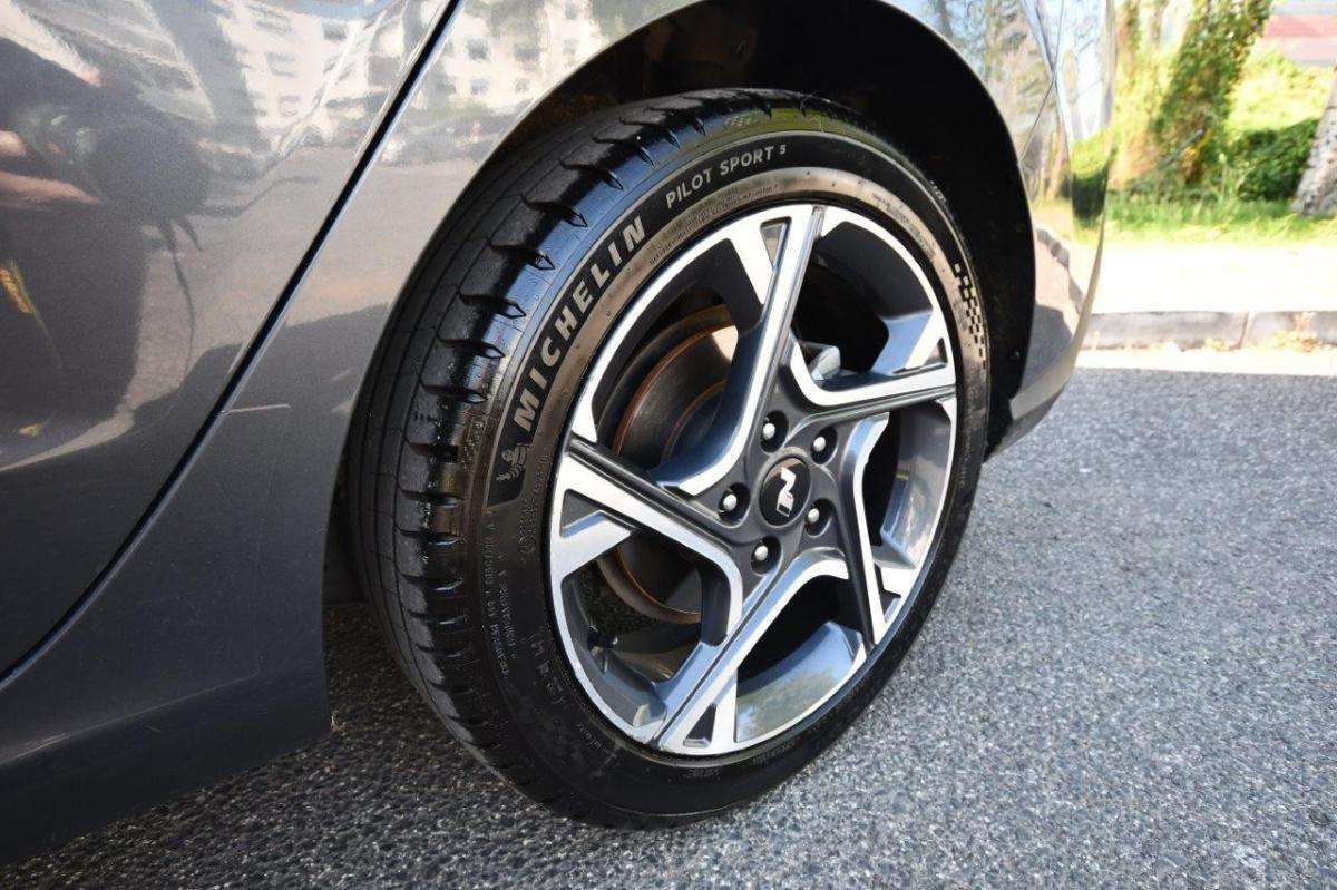 hyundai-i30-2022-gasolina-998cc