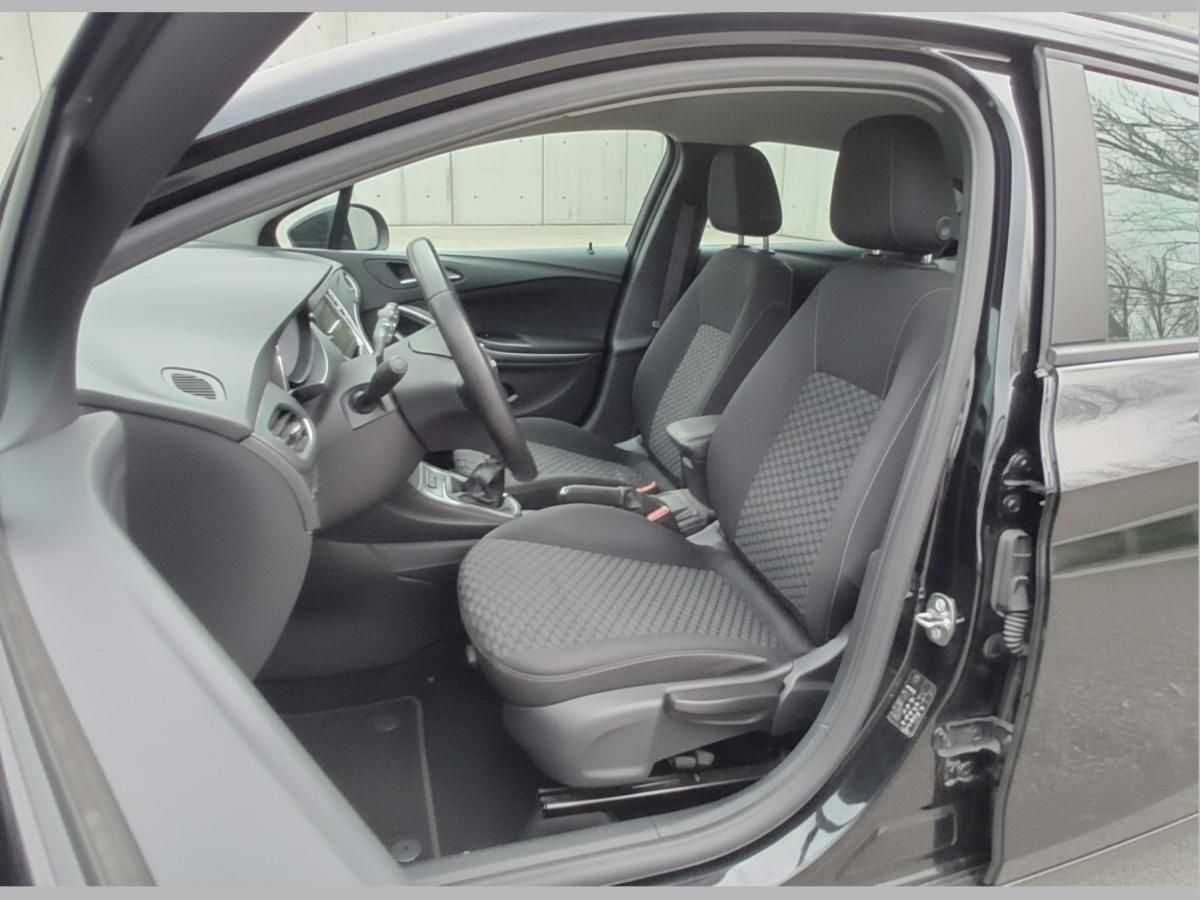 opel-astra-sport-tourer-2018-diesel-1598cc