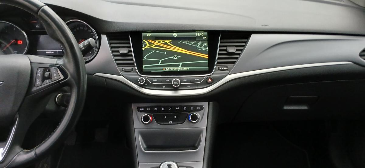 opel-astra-sport-tourer-2018-diesel-1598cc