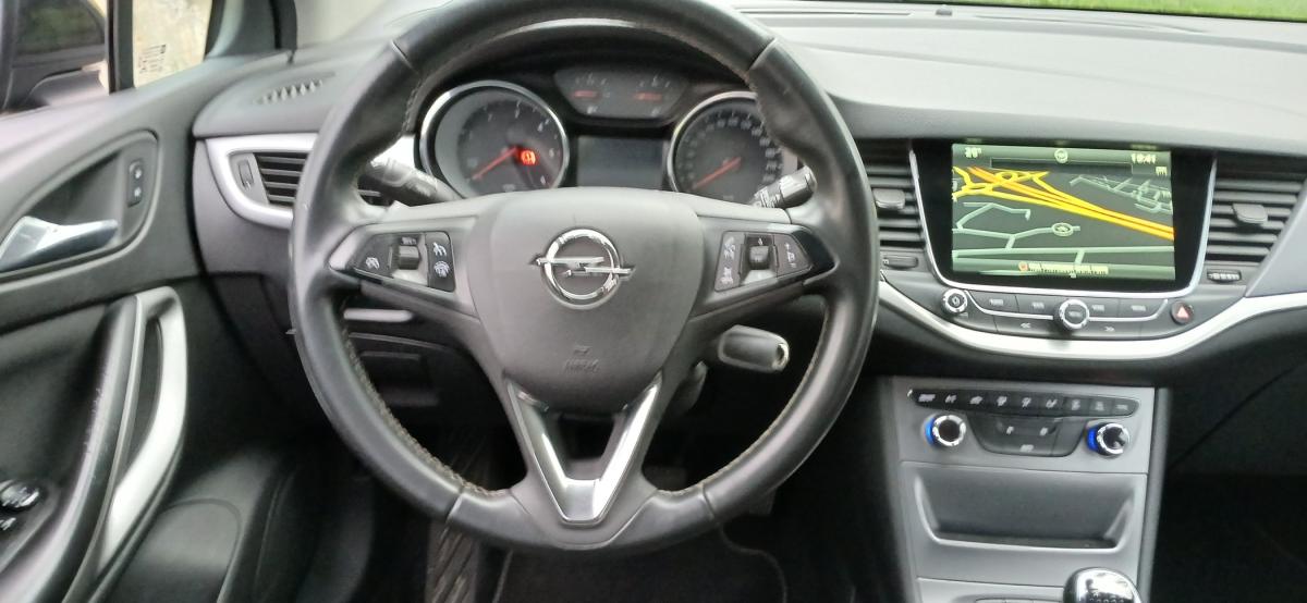 opel-astra-sport-tourer-2018-diesel-1598cc