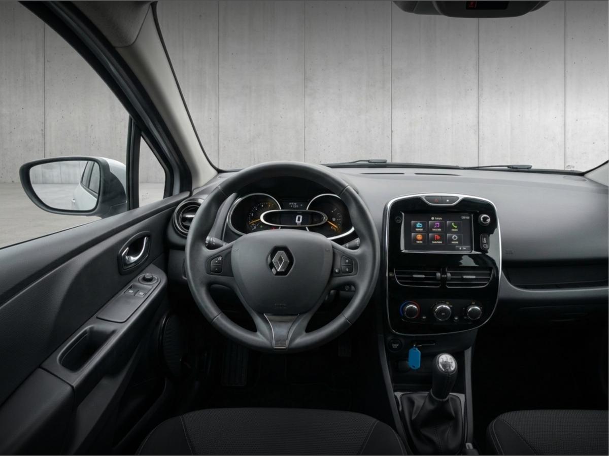 renault-clio-sport-tourer-2014-diesel-1461cc