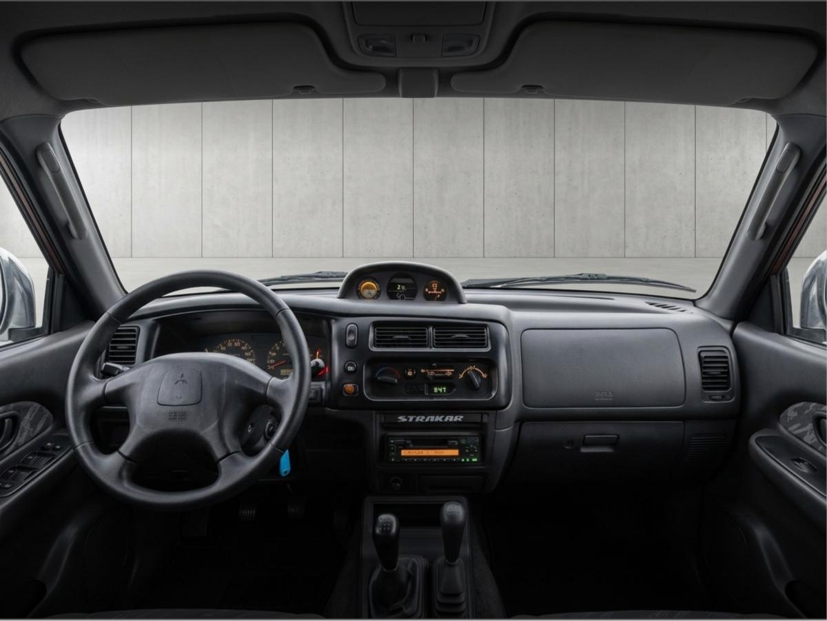 mitsubishi-l200-2000-diesel-2477cc