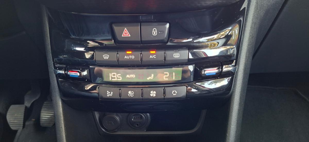peugeot-2008-2016-gasolina-1199cc