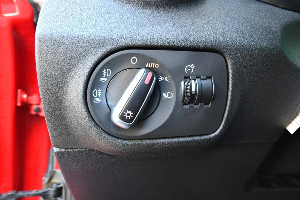 audi-a1-sportback-2014-diesel-1598cc