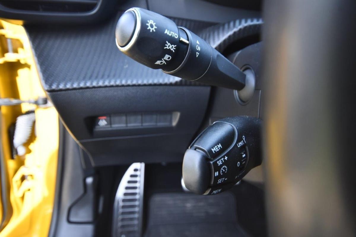 peugeot-e-208-2020-eletrico-0cc