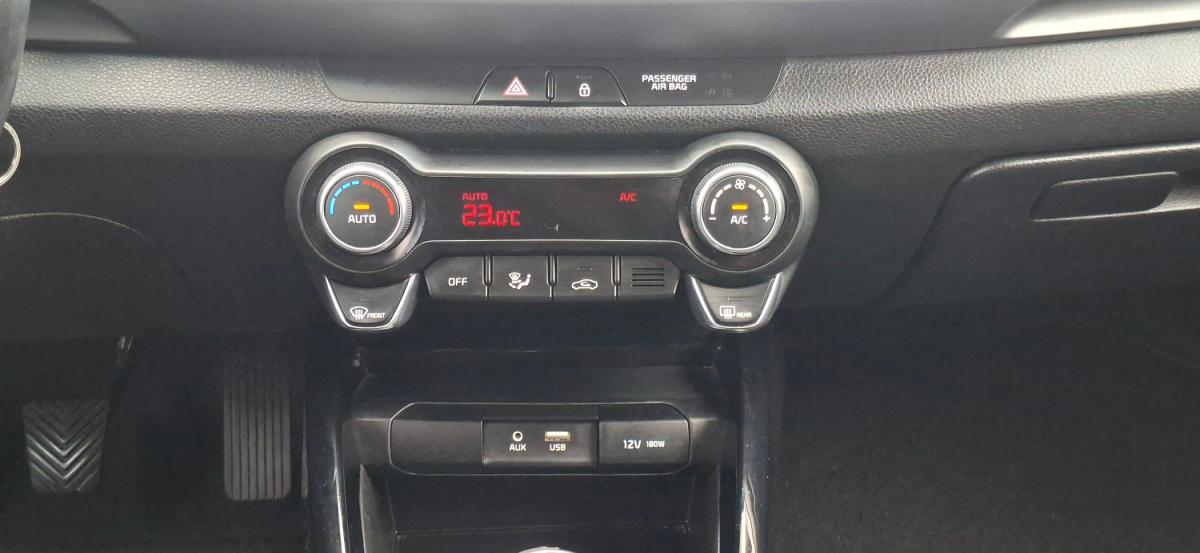 kia-stonic-2017-gasolina-998cc