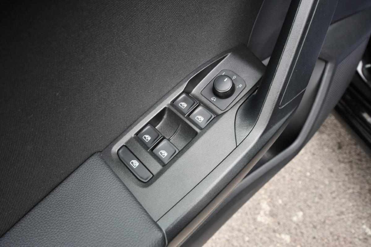 seat-ibiza-2022-gasolina-999cc