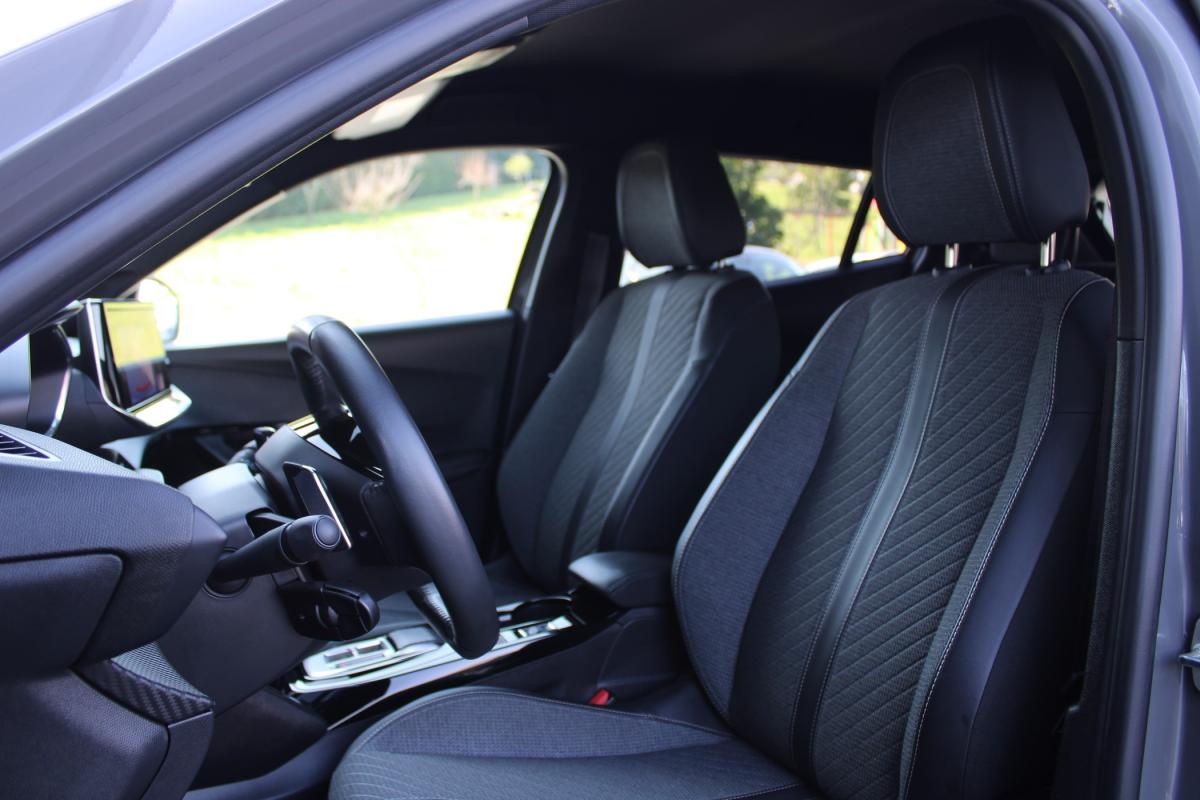 peugeot-2008-2023-gasolina-1199cc