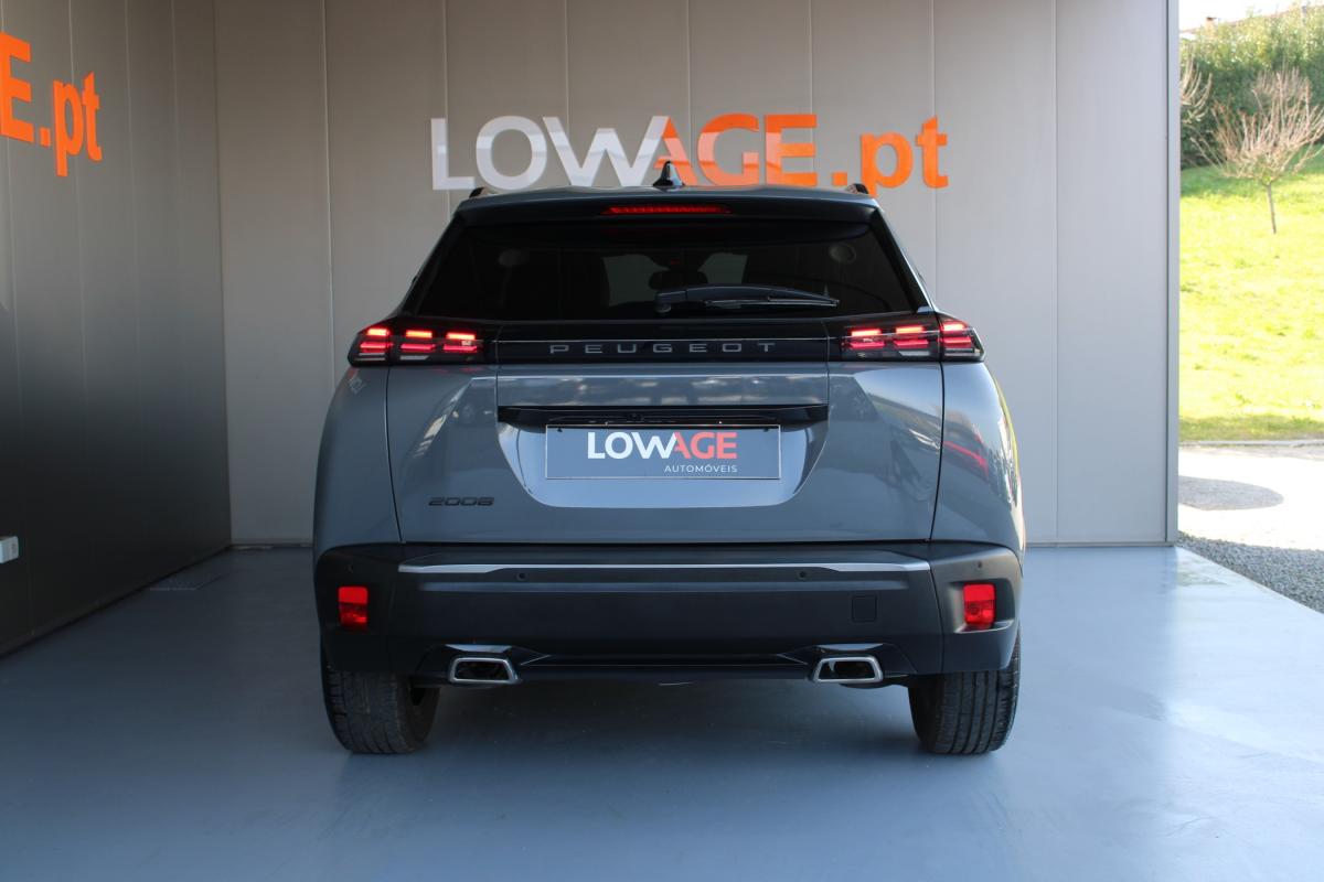 peugeot-2008-2023-gasolina-1199cc