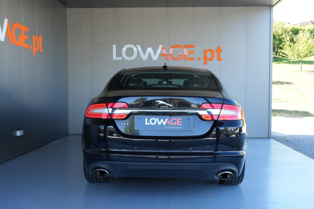 jaguar-xf-2013-diesel-2179cc