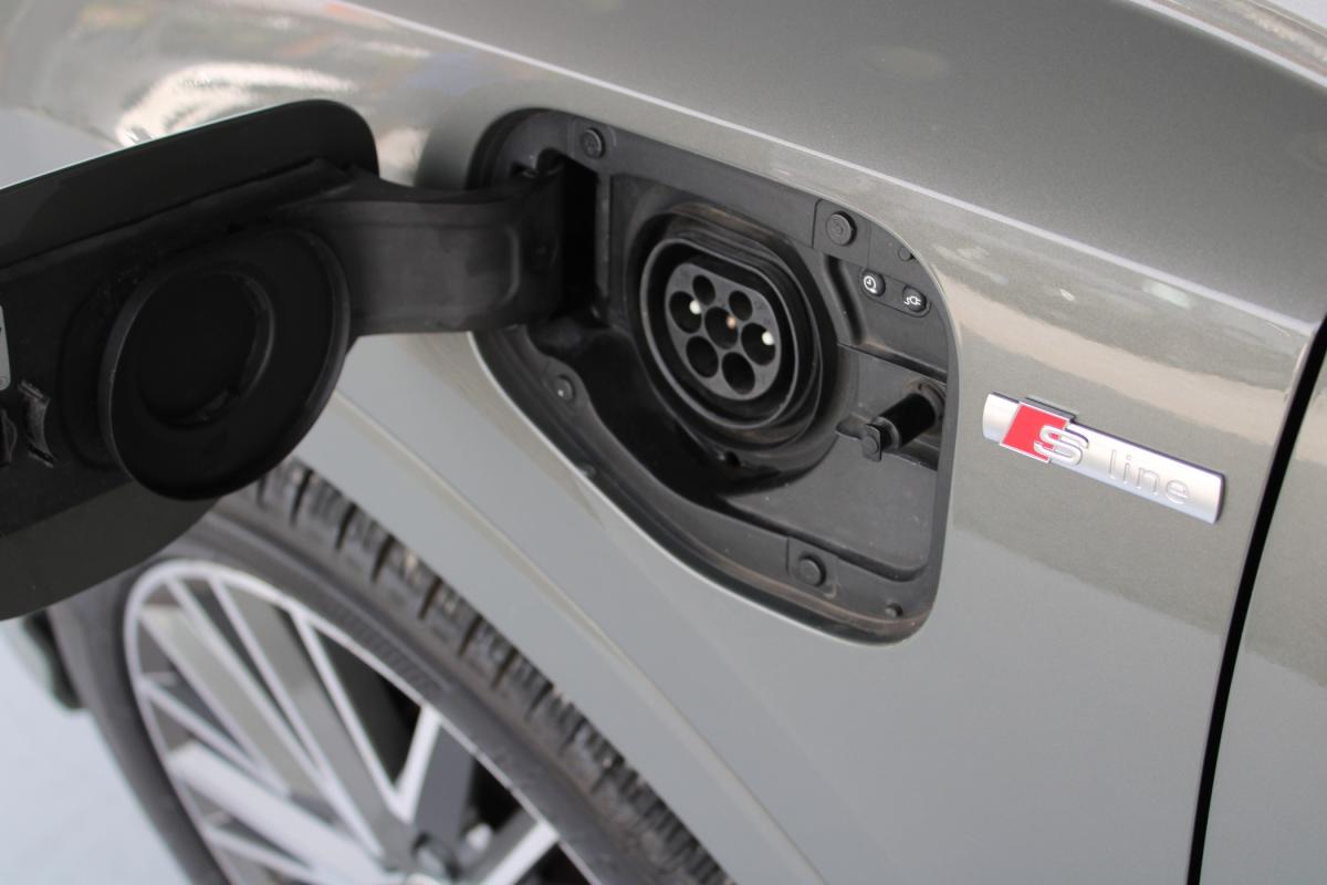 audi-q3-2021-hibrido-a-gasolina-1395cc