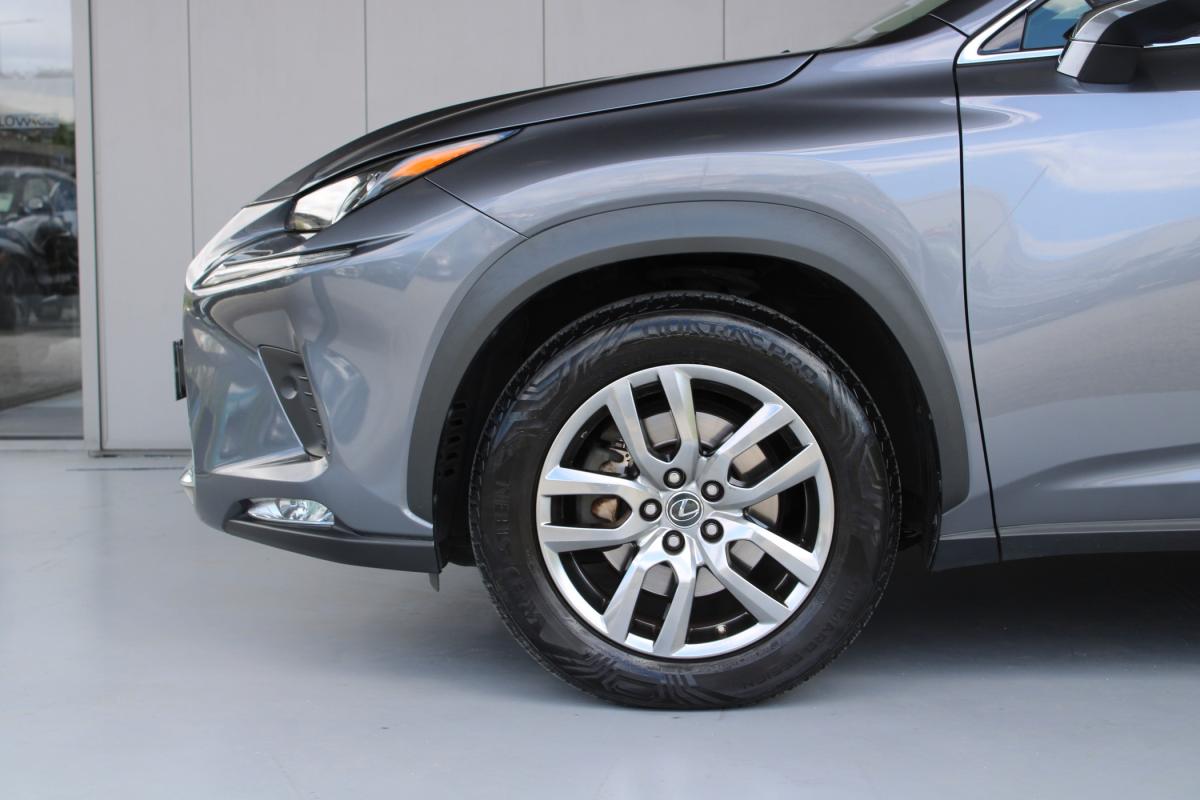 lexus-nx-2019-hibrido-a-gasolina-2494cc