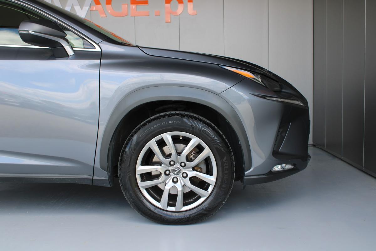 lexus-nx-2019-hibrido-a-gasolina-2494cc