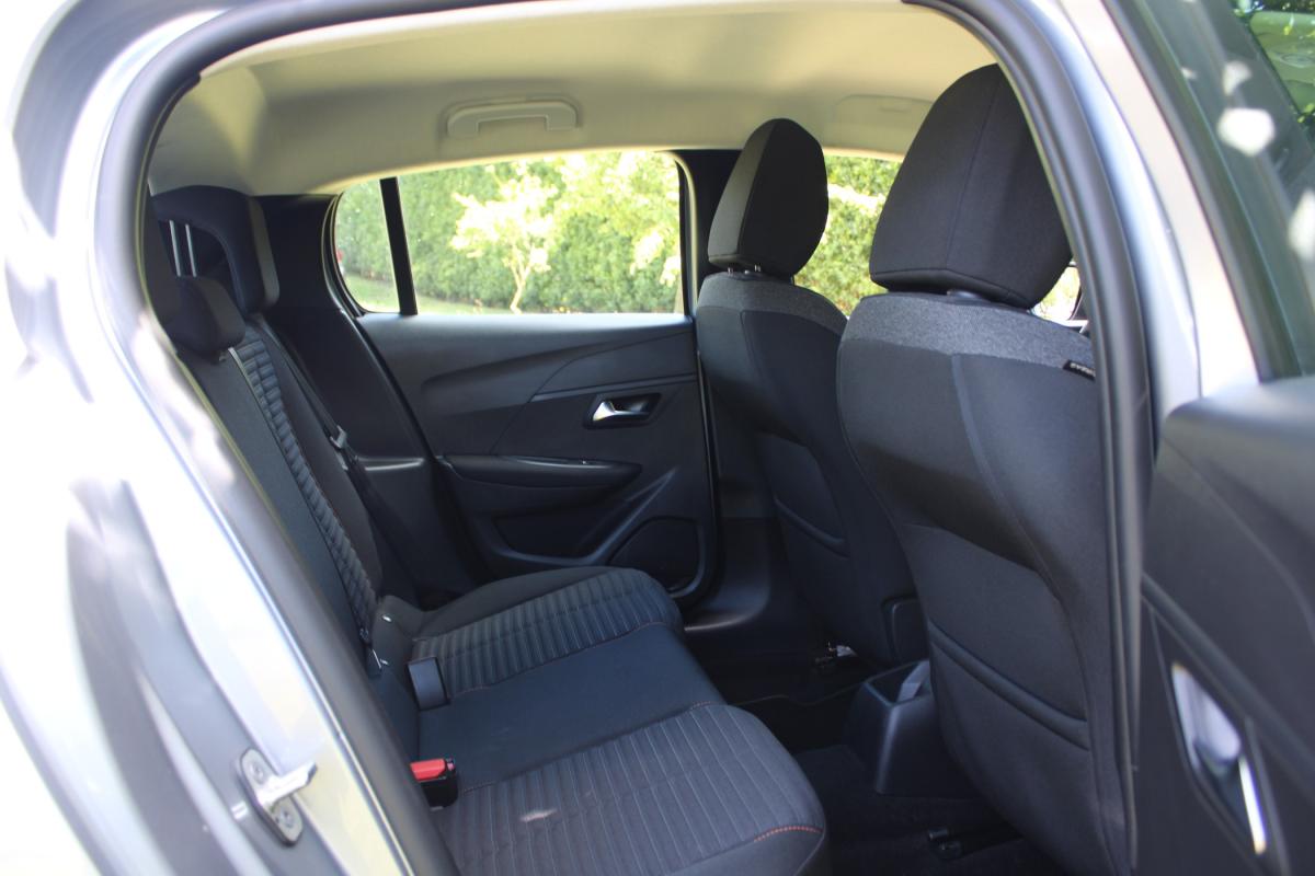 peugeot-208-2023-gasolina-1199cc
