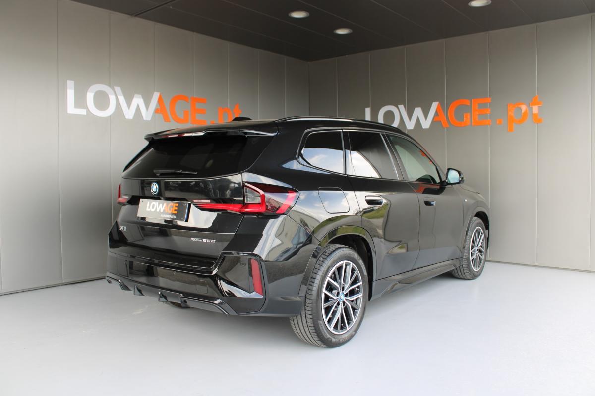 bmw-x1-2023-hibrido-a-gasolina-1499cc