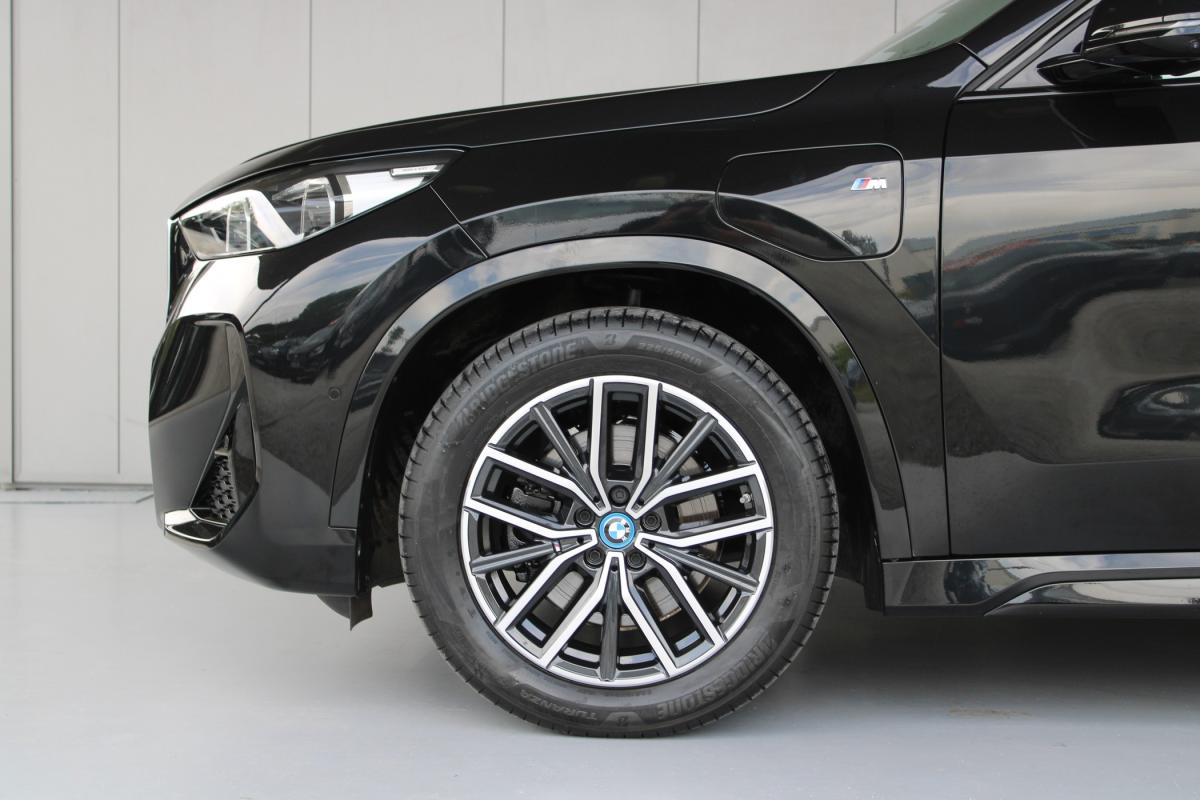 bmw-x1-2023-hibrido-a-gasolina-1499cc