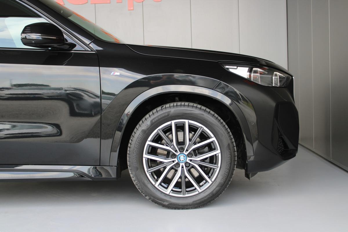 bmw-x1-2023-hibrido-a-gasolina-1499cc