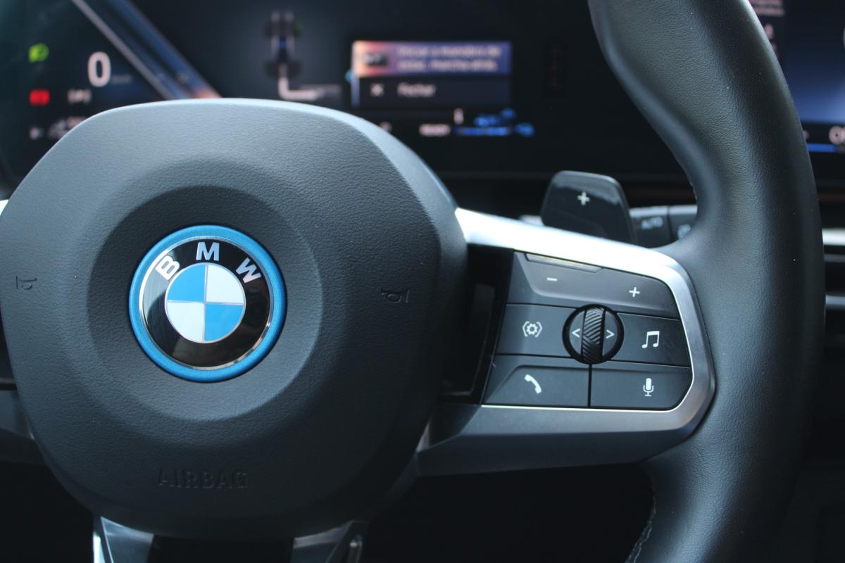 bmw-x1-2023-hibrido-a-gasolina-1499cc
