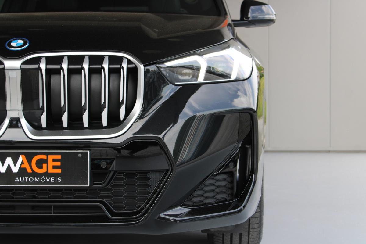 bmw-x1-2023-hibrido-a-gasolina-1499cc
