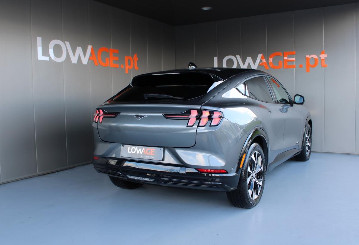 ford-mustang-2021-eletrico-500cc