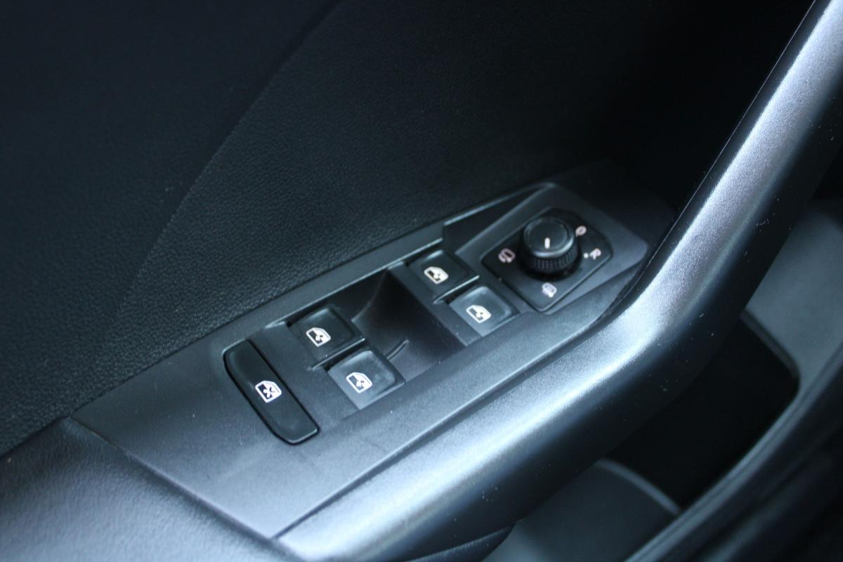 volkswagen-t-cross-2023-gasolina-999cc