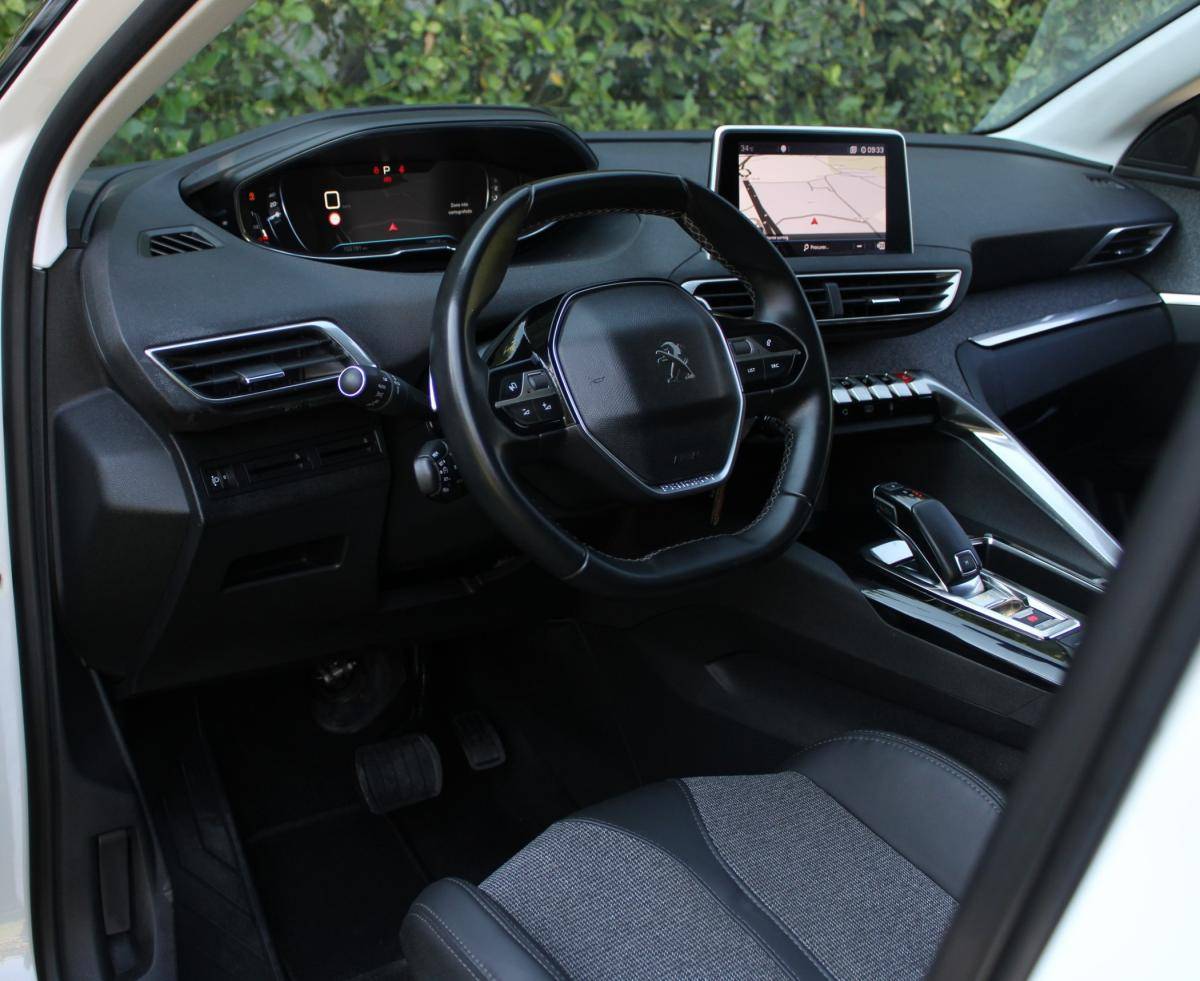 peugeot-3008-2017-diesel-1560cc