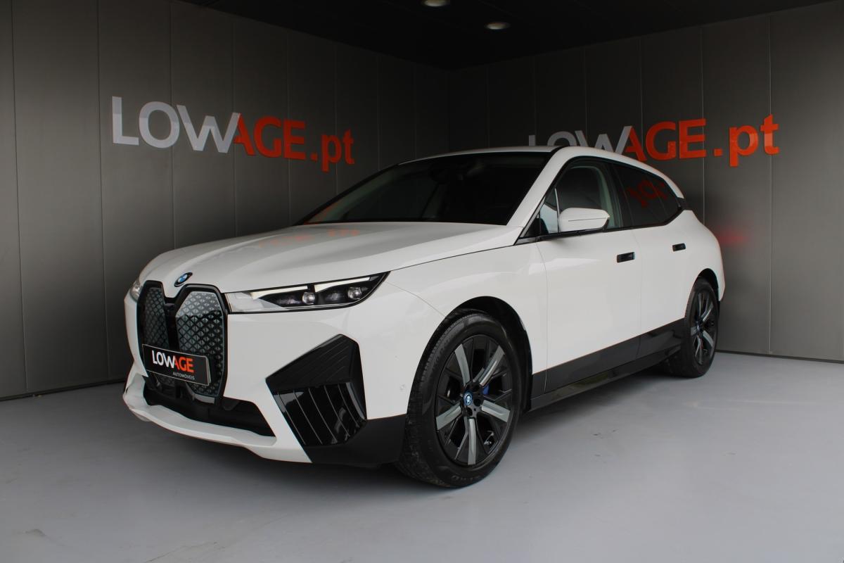 bmw-ix-2023-eletrico-500cc