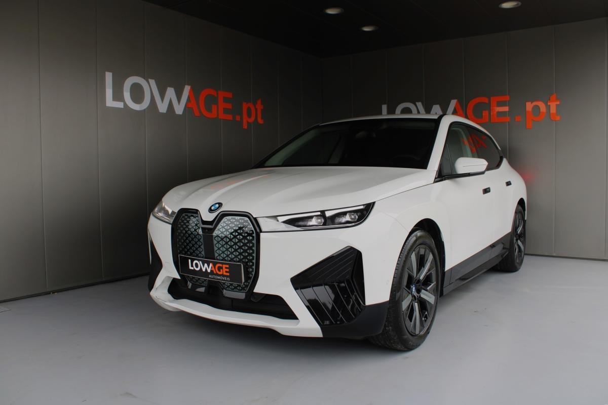bmw-ix-2023-eletrico-500cc