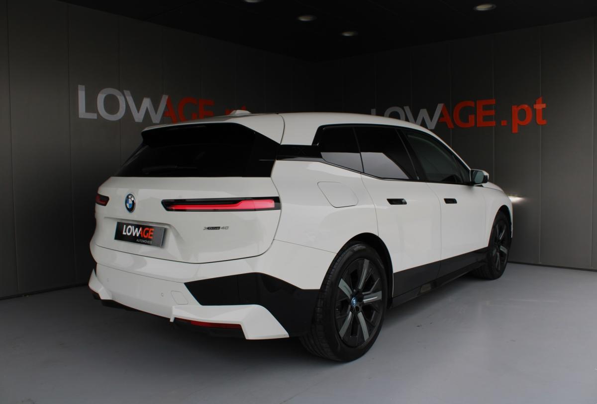bmw-ix-2023-eletrico-500cc