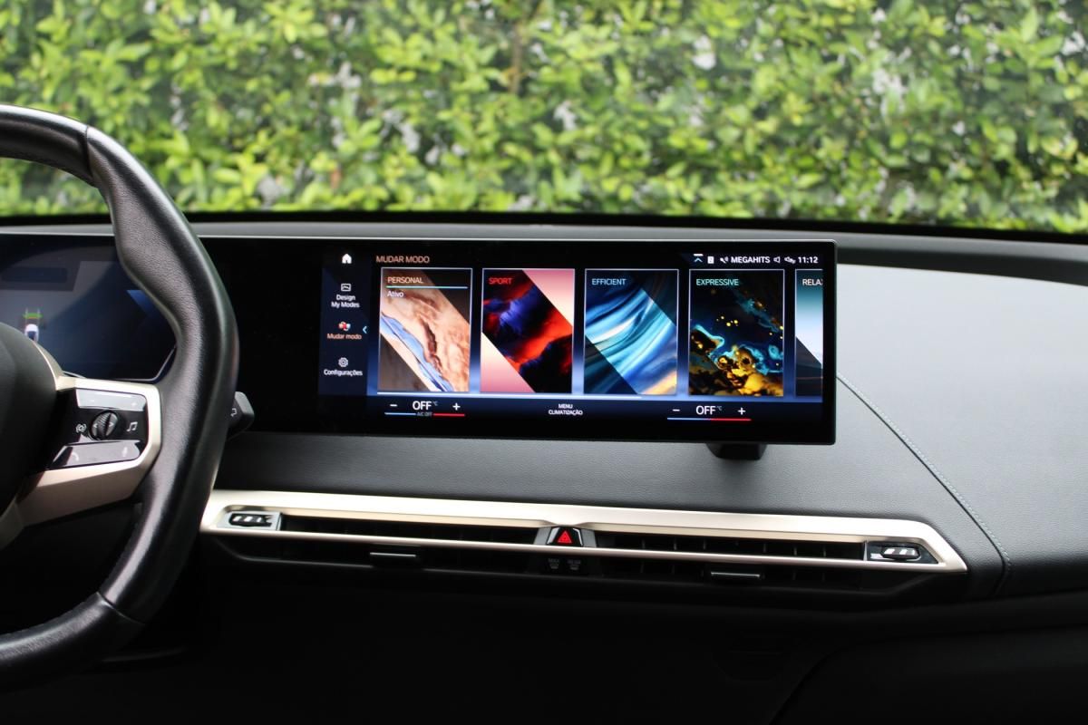bmw-ix-2023-eletrico-500cc