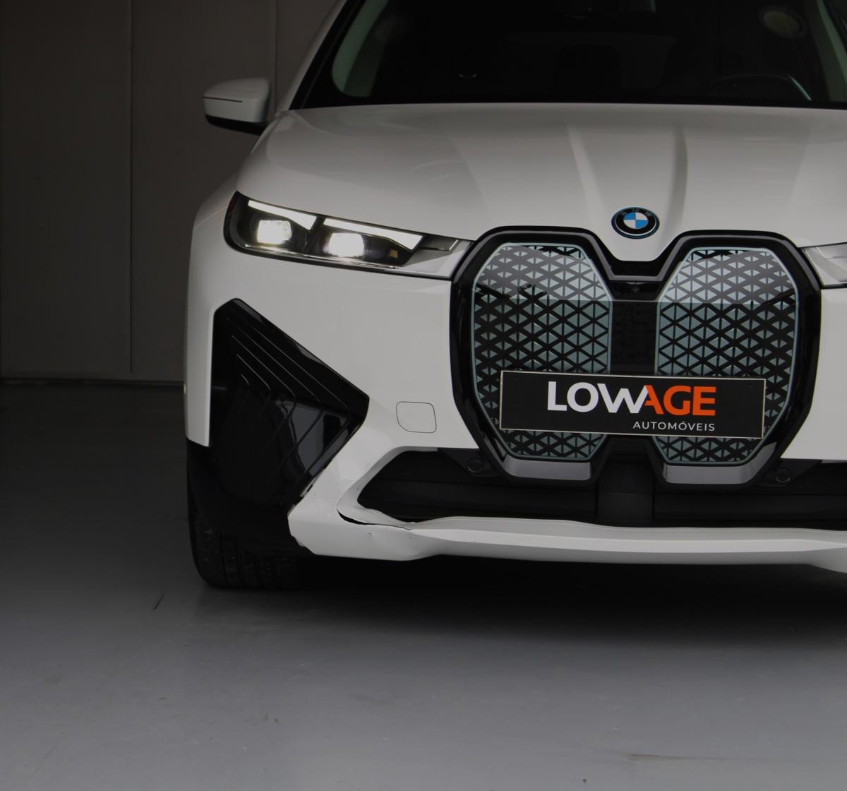 bmw-ix-2023-eletrico-500cc