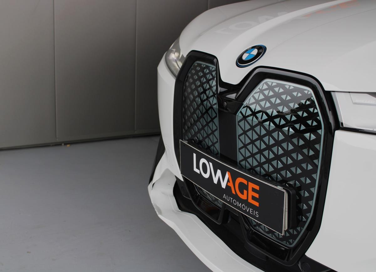 bmw-ix-2023-eletrico-500cc