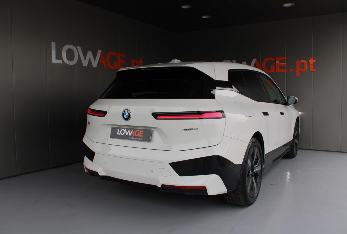 bmw-ix-2023-eletrico-500cc