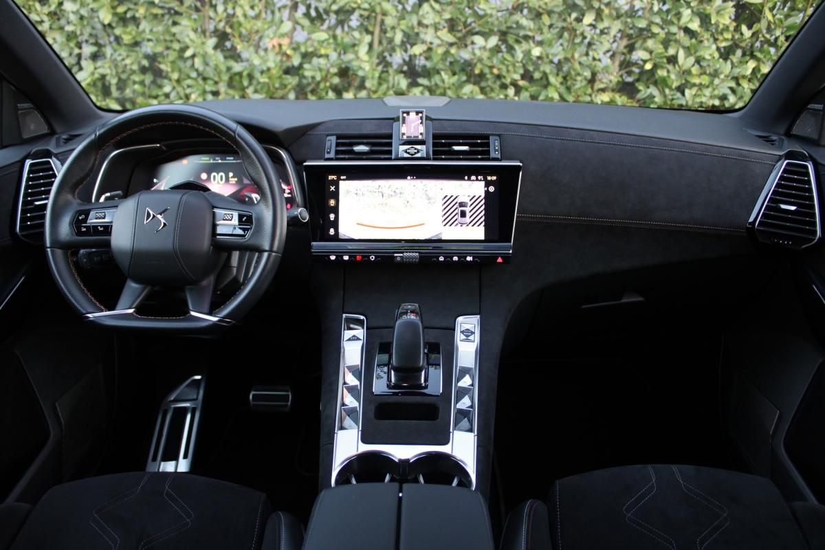 ds-ds-7-crossback-2023-hibrido-a-gasolina-1598cc