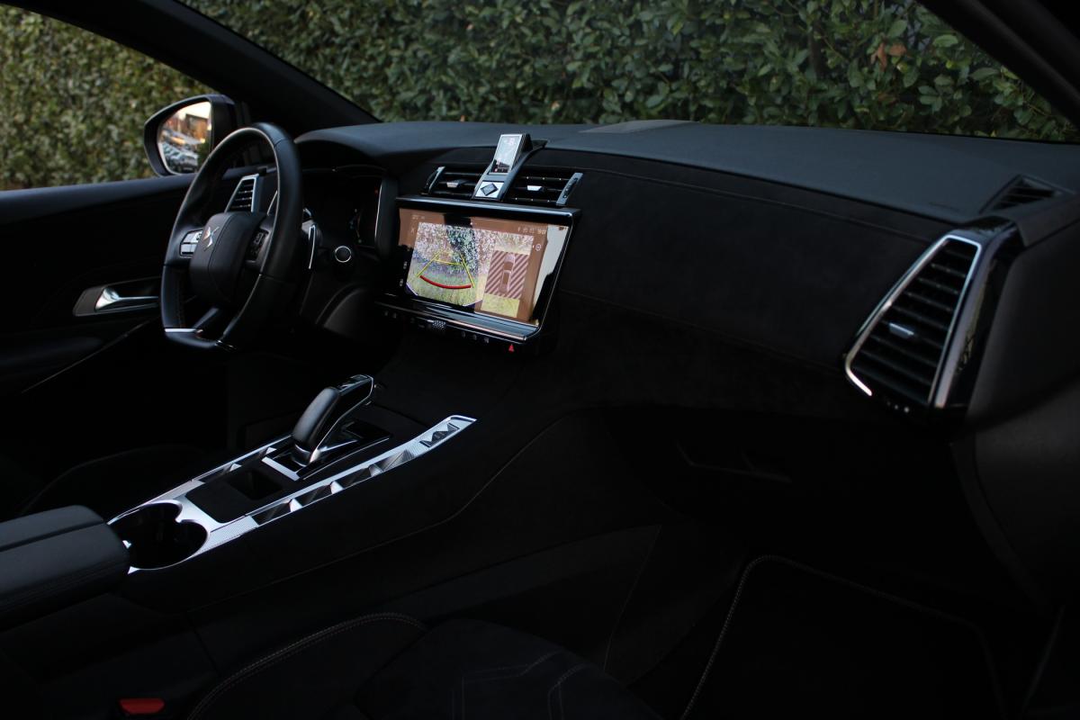 ds-ds-7-crossback-2023-hibrido-a-gasolina-1598cc