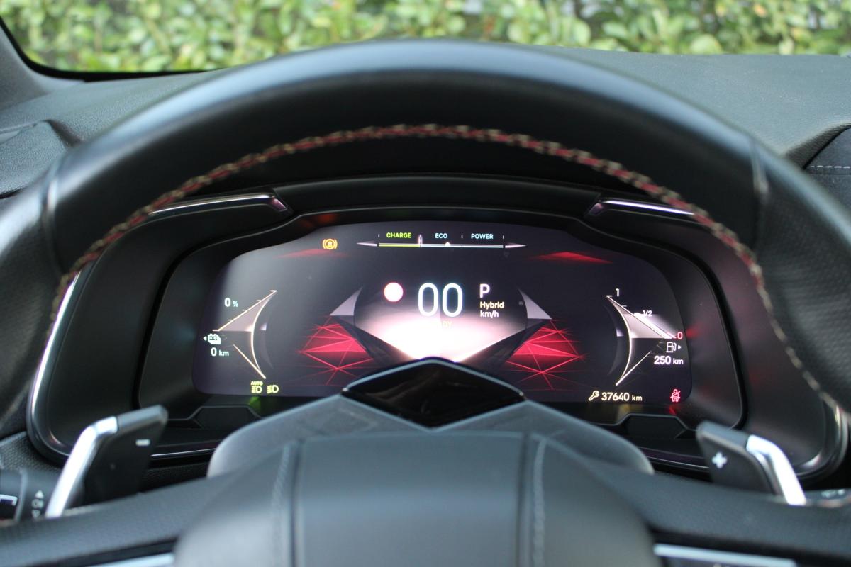 ds-ds-7-crossback-2023-hibrido-a-gasolina-1598cc