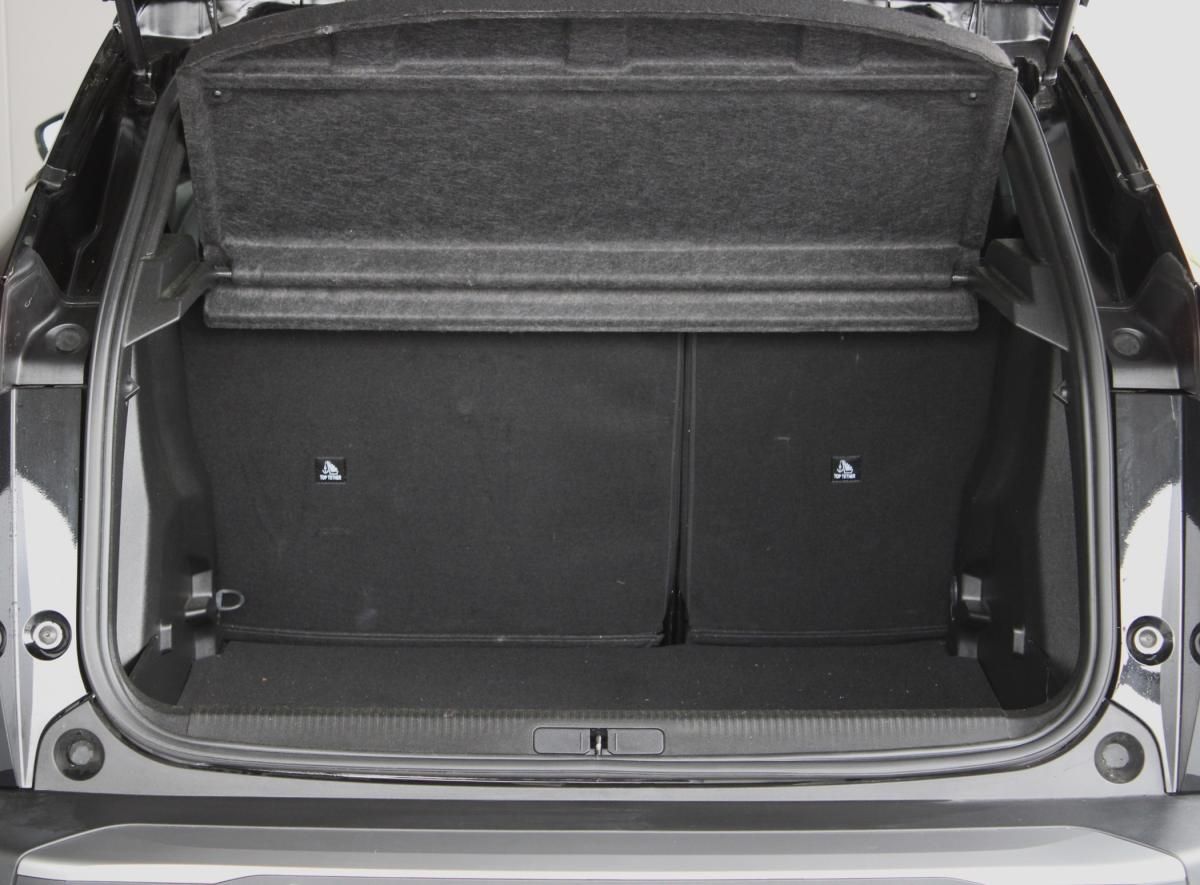 peugeot-2008-2024-gasolina-1199cc